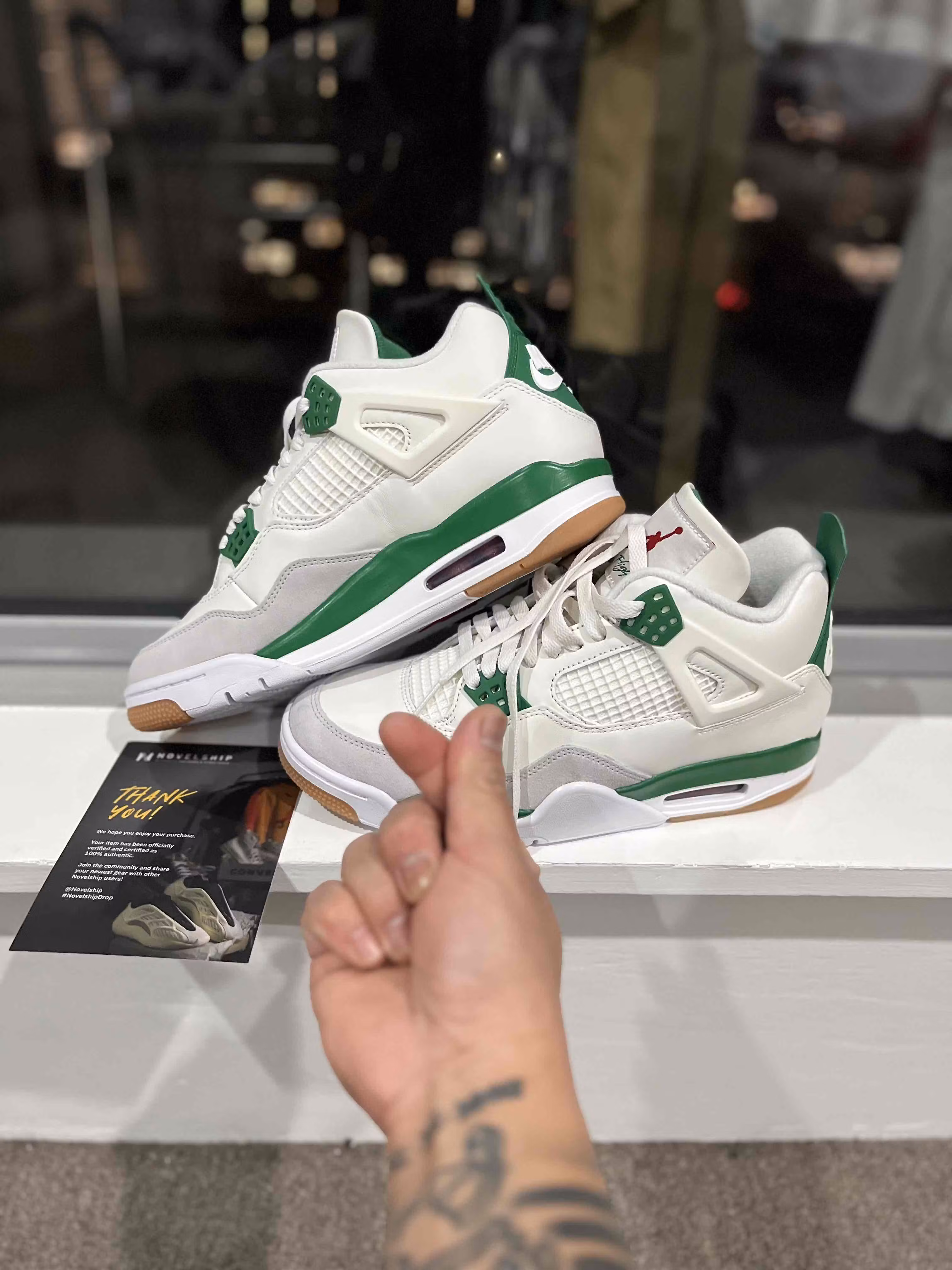 Nike SB x Air Jordan 4 Retro SP 'Pine Green' DR5415-103 Nike SB x Air Jordan 4 Retro SP 'Pine Green' DR5415-103